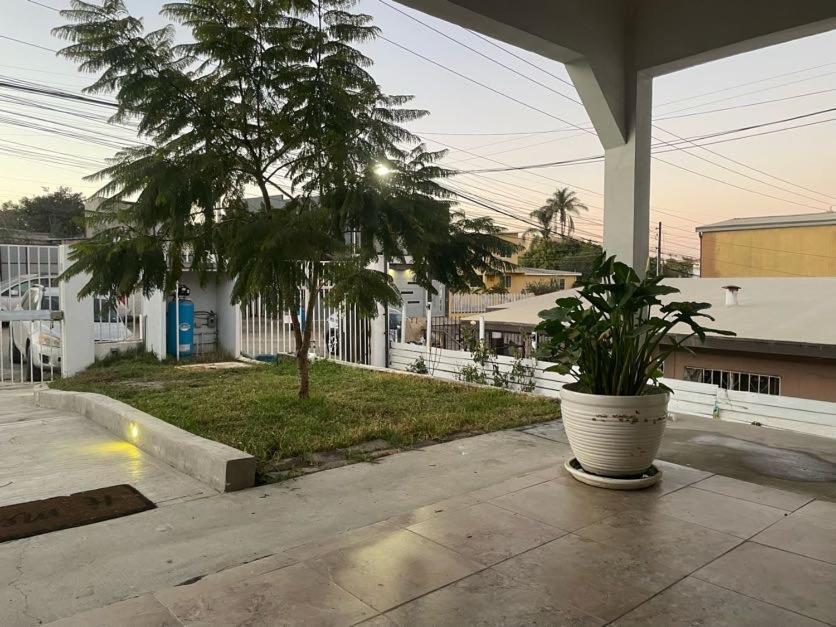 Habitaciones En Casa Casiopea Tijuana Exterior photo